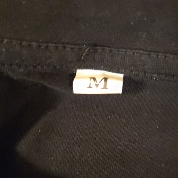 Black Rainbow 'Be Kind' T-Shirt - Picture 6 of 6